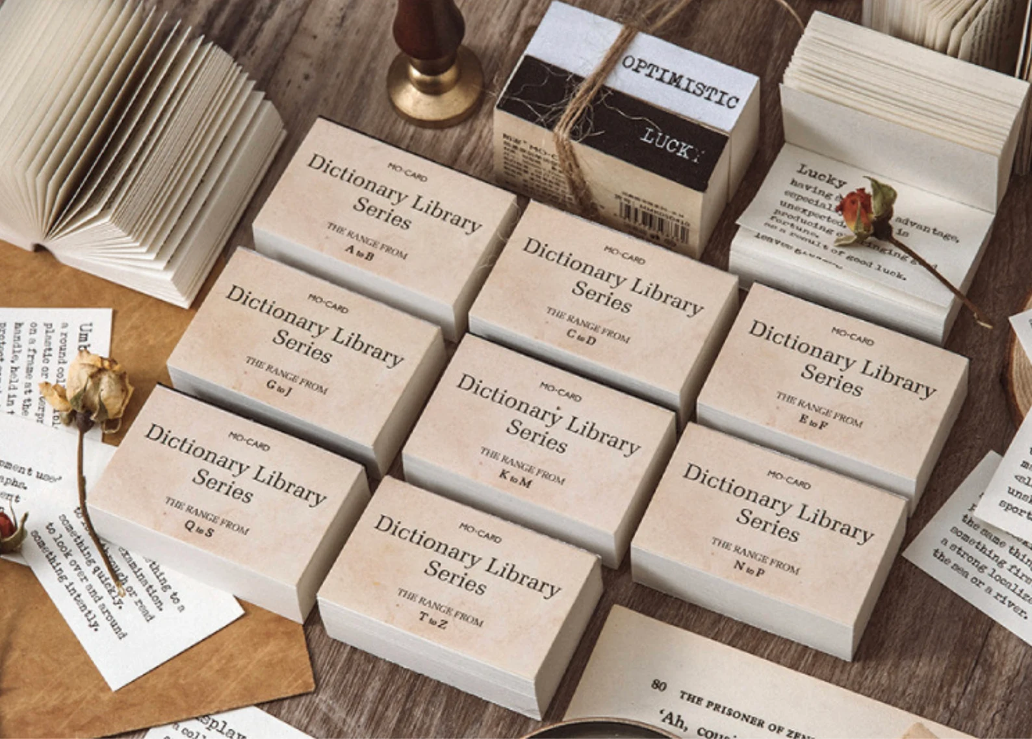 1/pc. Vintage Mini Dictionary